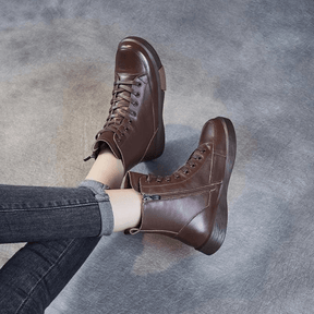 Bota Feminina de Couro Christy