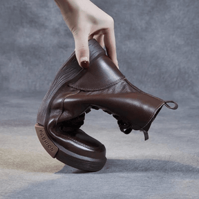 Bota Feminina de Couro Christy