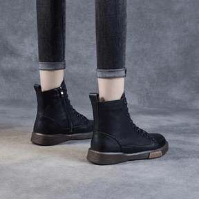 Bota Feminina de Couro Christy