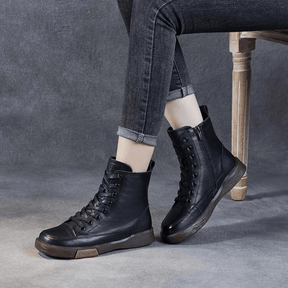 Bota Feminina de Couro Christy