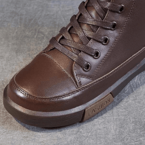 Bota Feminina de Couro Christy