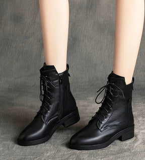 Bota Feminina de Couro Clássica Urban