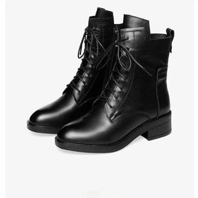 Bota Feminina de Couro Clássica Urban