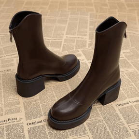 Bota Feminina de Couro com Salto Collen