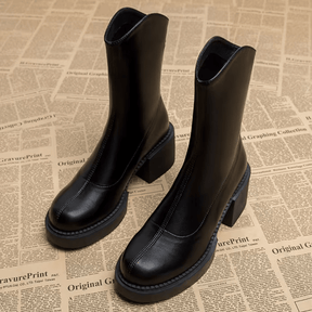 Bota Feminina de Couro com Salto Collen