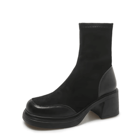 Bota Feminina de Couro com Salto Ladie
