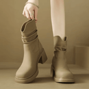 Bota Feminina de Couro com Salto Maggie