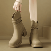 Bota Feminina de Couro com Salto Maggie