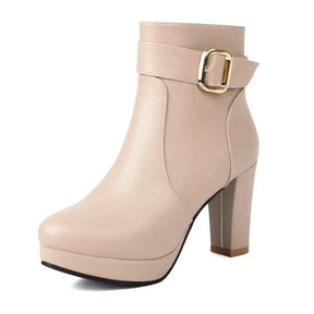 Bota Feminina de Couro com Salto Mighty
