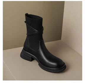 Bota Feminina de Couro Estilo Britanic
