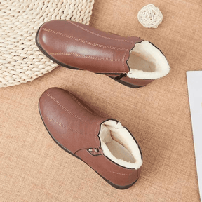 Bota Feminina de Couro Forrada Amelia