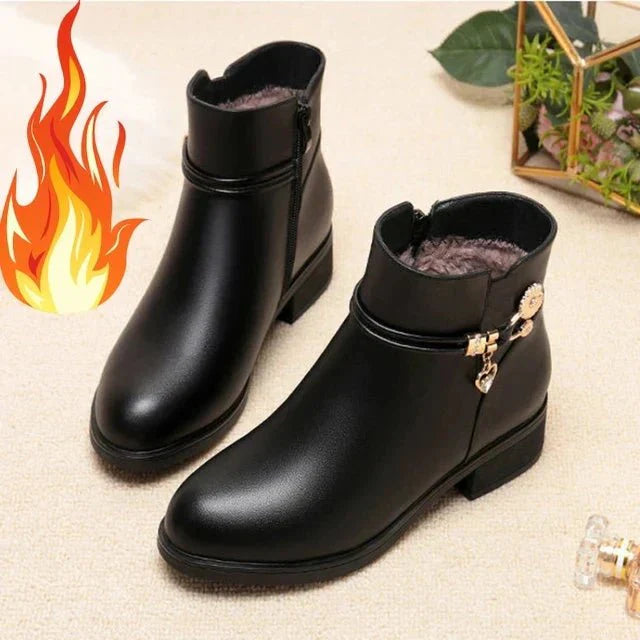 Bota Feminina de Couro Forrada Marie