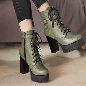 Bota Feminina de Couro Hadassa