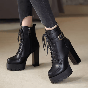 Bota Feminina de Couro Hadassa