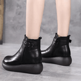 Bota Feminina de Couro Impermeável Bessie