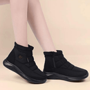 Bota Feminina de Couro Impermeável Slip