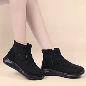 Bota Feminina de Couro Impermeável Slip