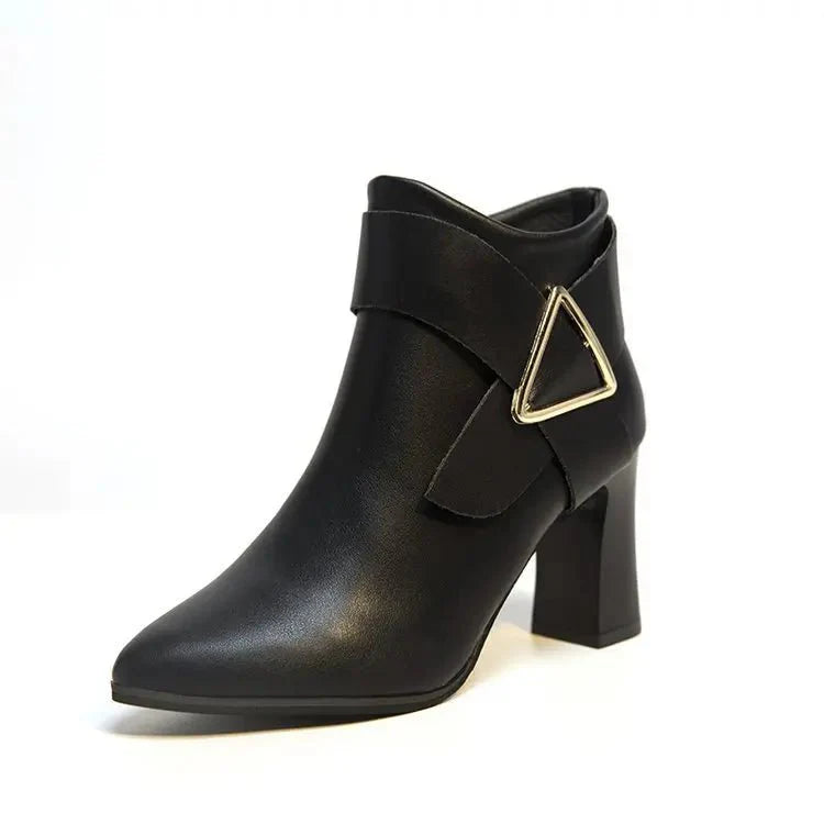 Bota Feminina de Couro Inverno Estrelina