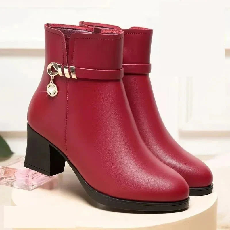 Bota Feminina de Couro Inverno Plus