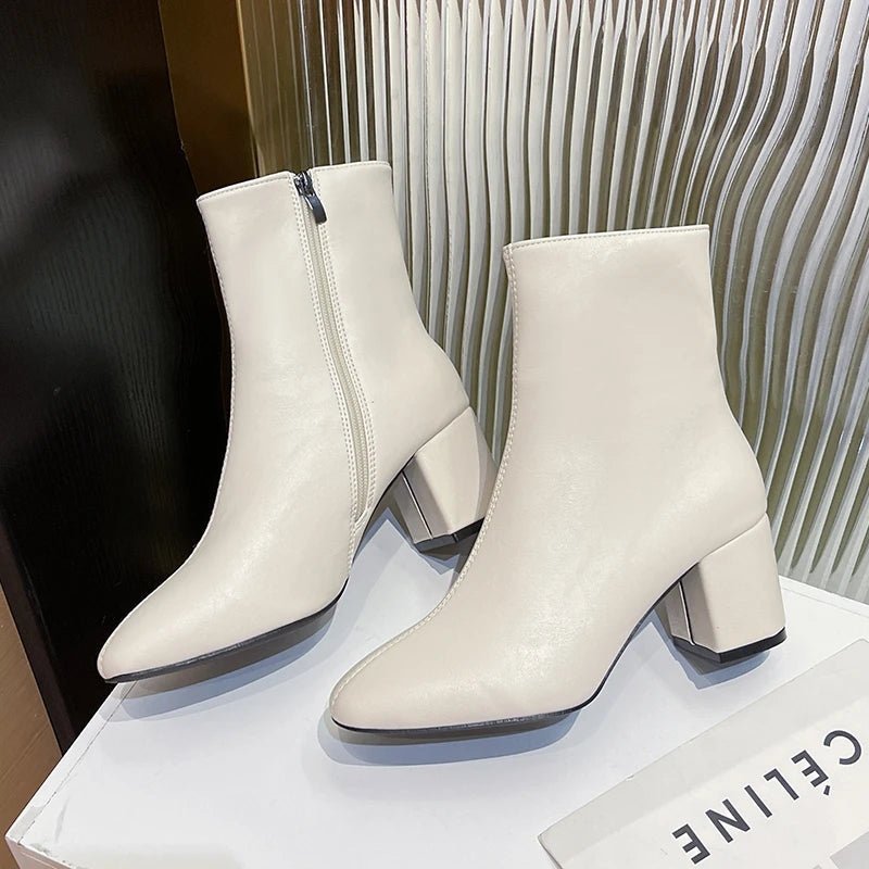 Bota Feminina de Couro Kimberly