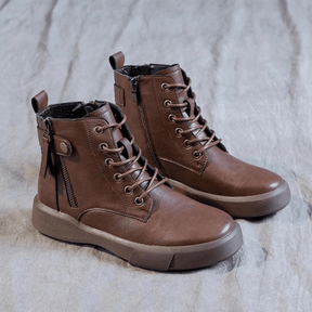 Bota Feminina de Couro Laurie