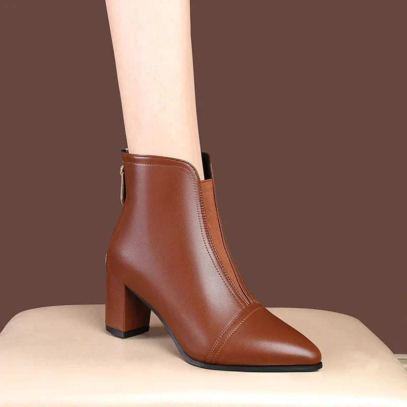 Bota Feminina de Couro LeatherTrim