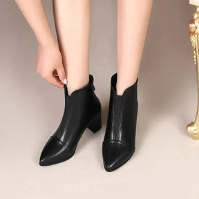 Bota Feminina de Couro LeatherTrim