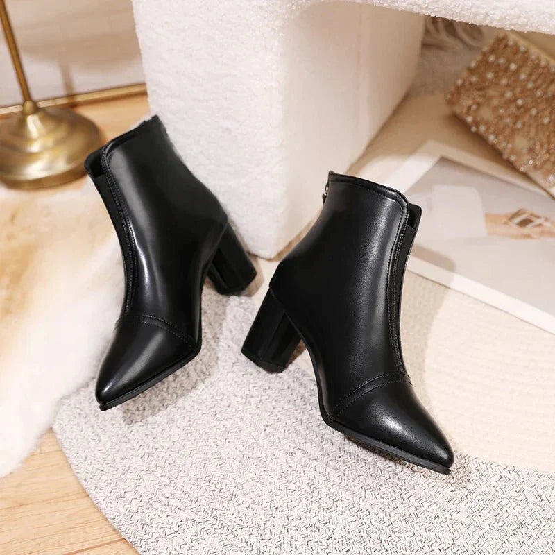 Bota Feminina de Couro LeatherTrim