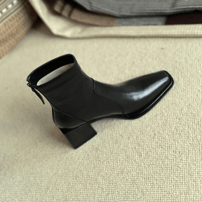 Bota de Couro Feminina Kabani Salto Alto Chelsea