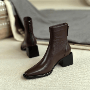 Bota de Couro Feminina Kabani Salto Alto Chelsea