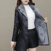 Jaqueta Feminina de Couro Aveludada Lady