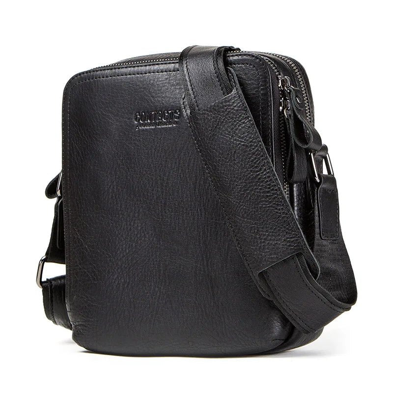 Mochila em Couro Genuino - Contacts Premium