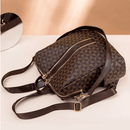 Mochila Feminina em Couro + Carteira - Classic Elegance