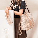 Mochila Feminina em Couro + Carteira - Classic Elegance
