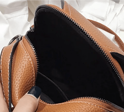 Mochila Feminina em Couro Genuino - Felyciia Premium