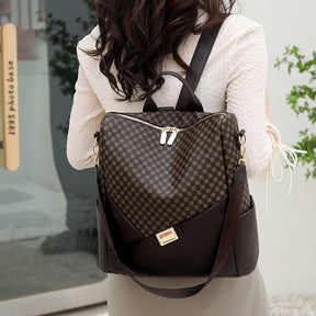 Mochila Feminina Xadrez em Couro Genuino - Levian Premium