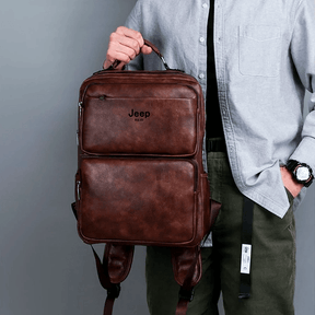 Mochila Jeep em Couro Genuino - Buluo Premium