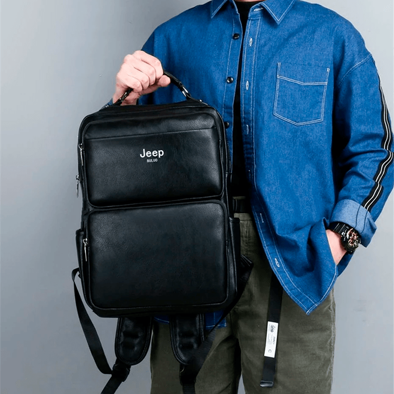Mochila Jeep em Couro Genuino - Buluo Premium